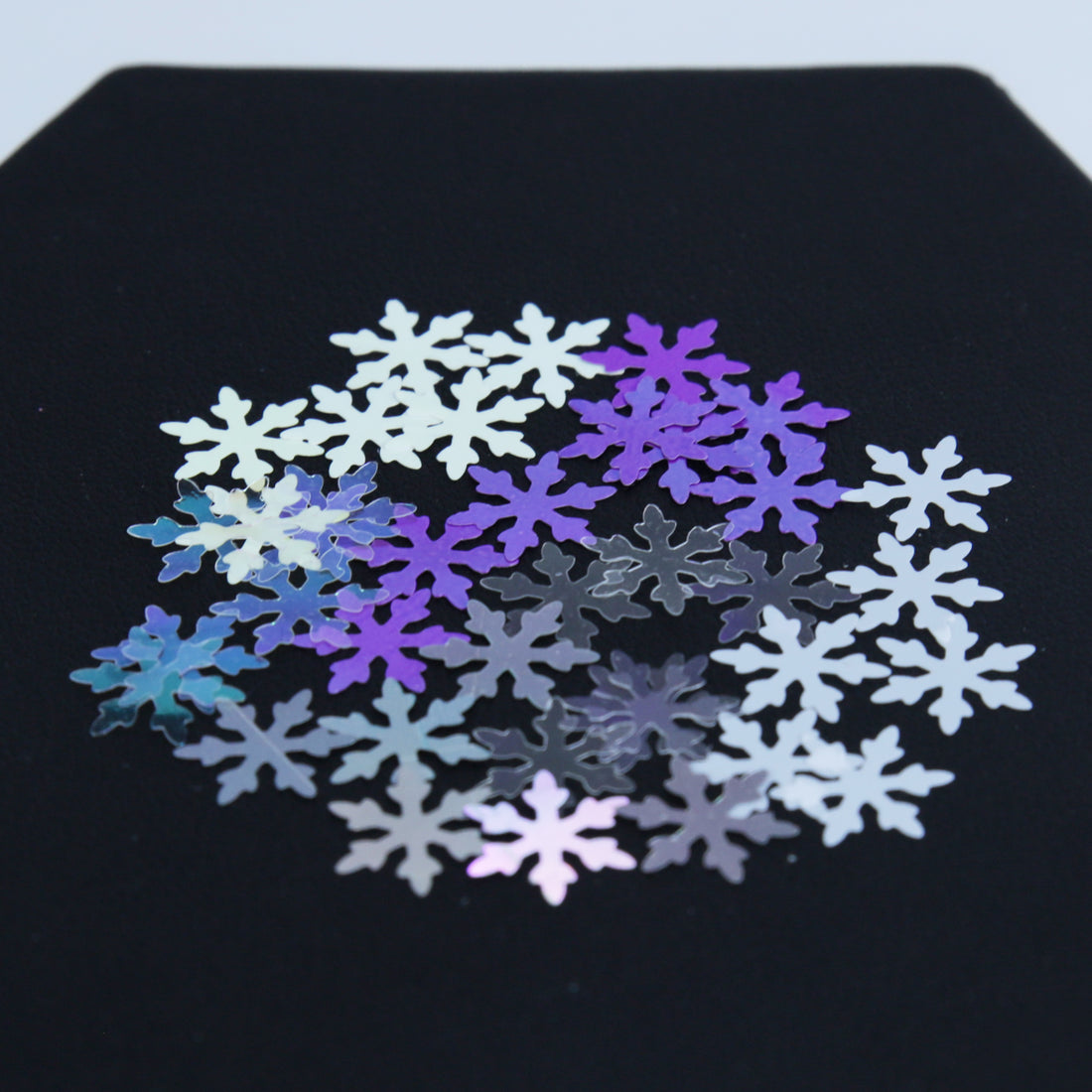 CLEARANCE (NO REFUND/ NO RETURN) - Snowflake Glitter - 6 Colors/box